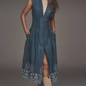 Vestido Denim con detalles bordados