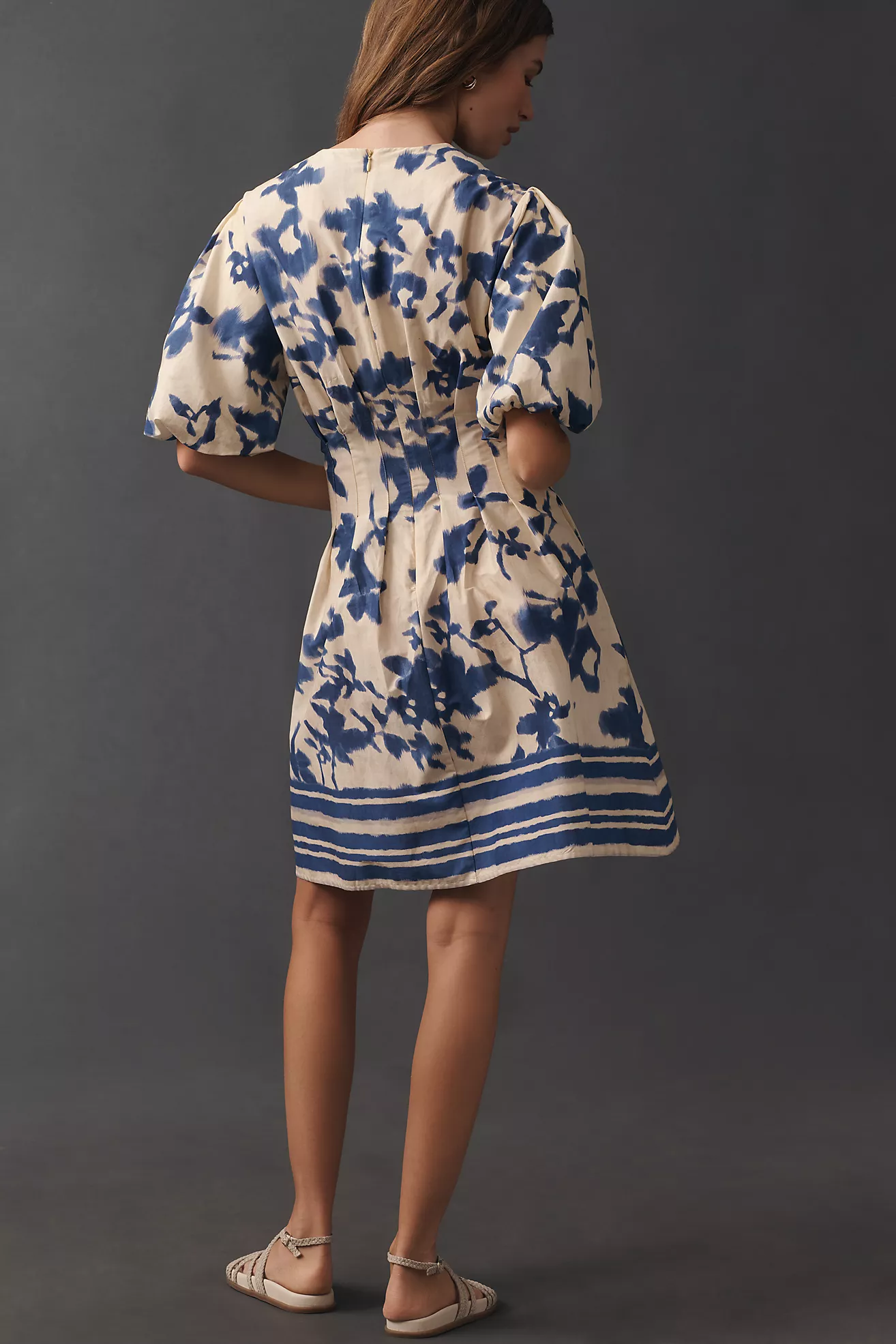 Vestido Mini Estampado con Mangas Voluminosas Exquise - Imagen 3